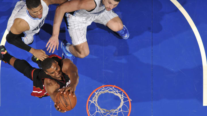 Heat's Hassan Whiteside, Suns' Alex Len ejected for third-quarter fight Heat's Hassan Whiteside, Suns' Alex Len ejected for third-quarter fight