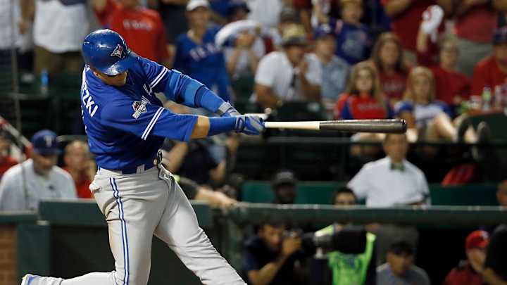 Tulo-led Blue Jays avoid ALDS elimination, beat Texas 5-1