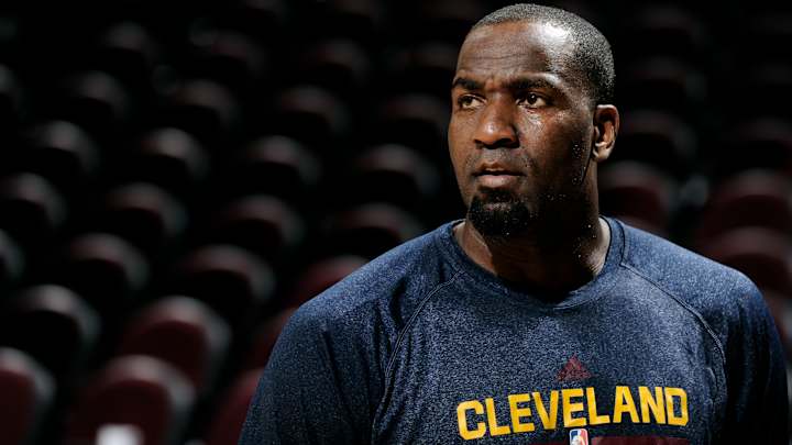 Cavaliers C Kendrick Perkins, wife questioned by police after argument