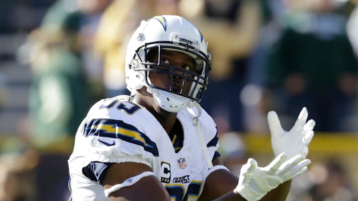 Adrian Peterson active for the Vikings against Lions