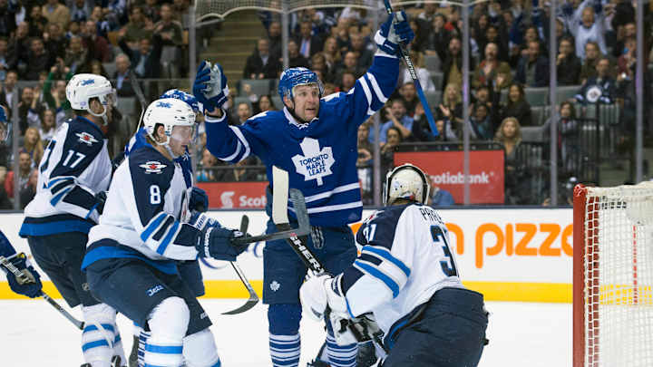Burmistrov scores late to lift Jets past Maple Leafs