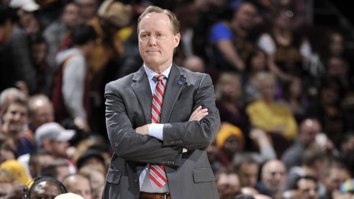 Hawks’ Mike Budenholzer apologizes, fined $25k for bumping into ref