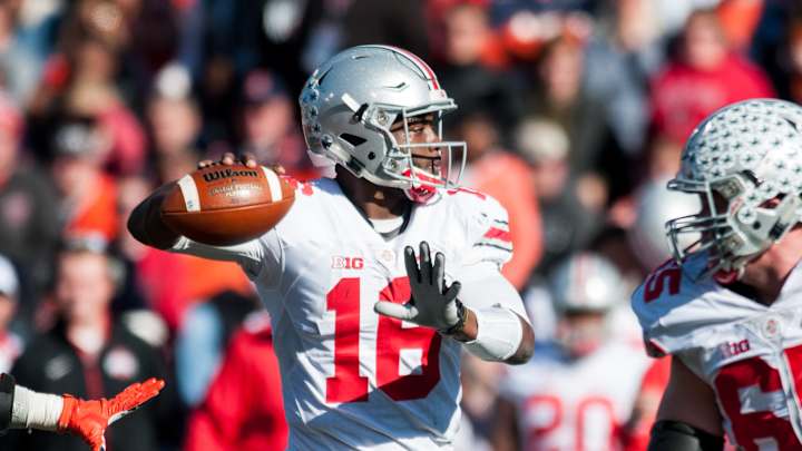 No. 2 Ohio State runs past Illinois 28-3
