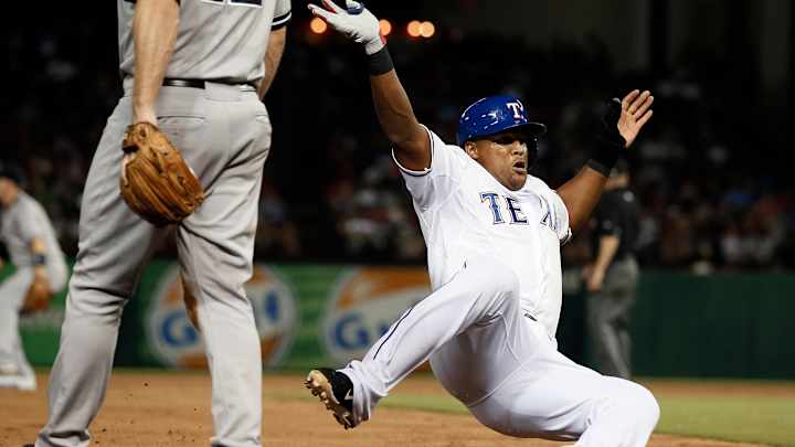 Colby Lewis gets 11th win as Rangers beat Yankees 5-2