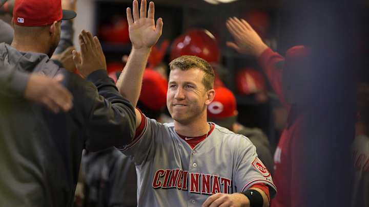 Cincinnati Reds sign 3B Todd Frazier to two-year, $12 million contract