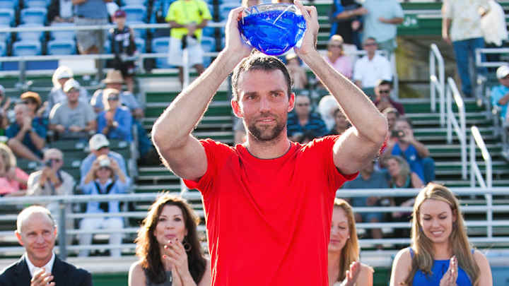 Ivo Karlovic, 35, beats Donald Young to win Delray Beach Open