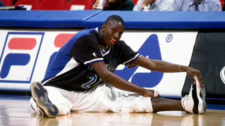 From the Vault: Remembering Kevin Garnett's first stint in Minnesota