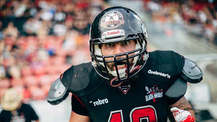 SpongeBob as QB, or Why Swedish Football is Unique SpongeBob as QB, or Why Swedish Football is Unique