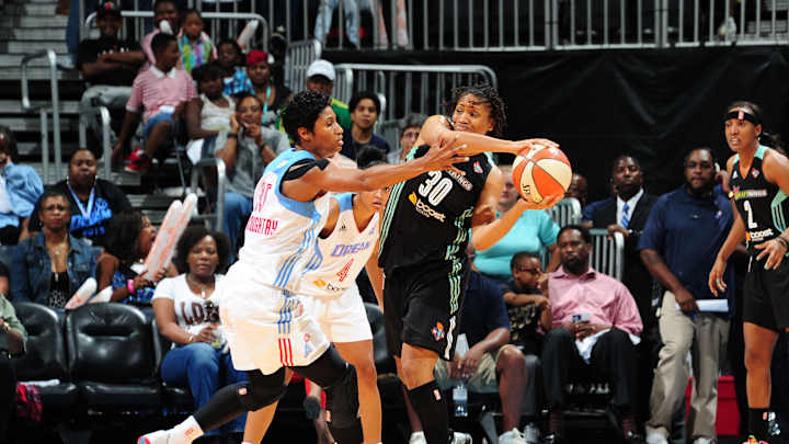 Brittany Boyd leads Liberty past Dream, 73-64