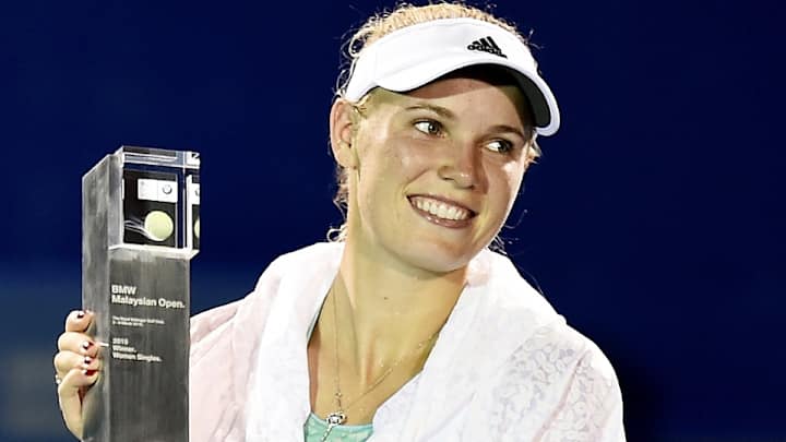 Caroline Wozniacki beats Alexandra Dulgheru to win Malaysian Open