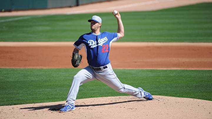 Clayton Kershaw hit in face with line drive, stays in game Clayton Kershaw hit in face with line drive, stays in game