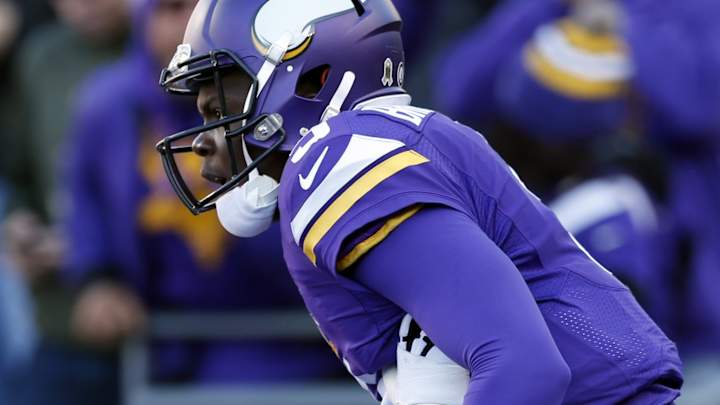 Vikings lose Bridgewater, beat Rams 21-18 in OT