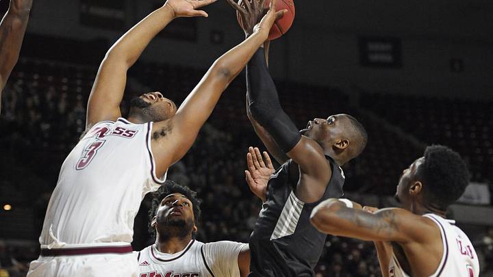 No. 10 Providence beats Massachusetts 90-66