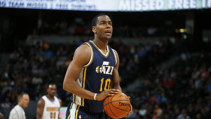 Report: Jazz’s Alec Burks (fractured left fibula) to undergo surgery