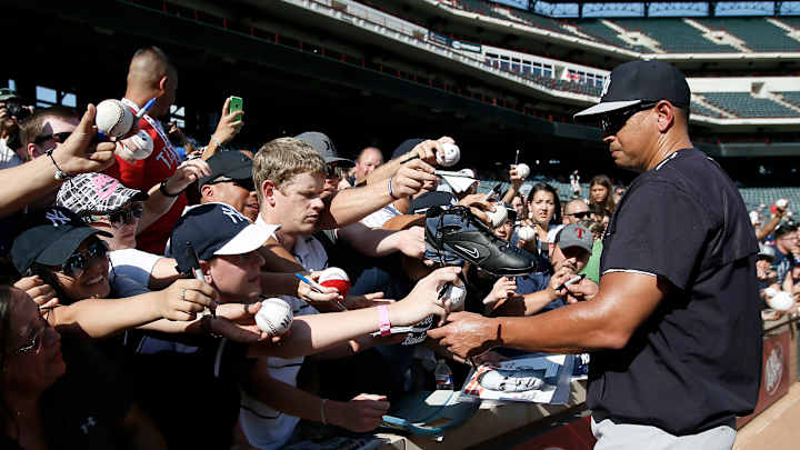 A-Rod takes pride at being 40 and still playing in majors