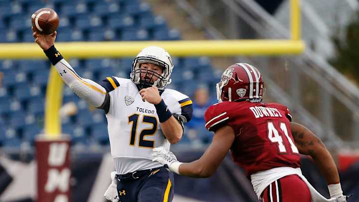 No. 19 Toledo rallies for big 2nd half, beats UMass 51-35