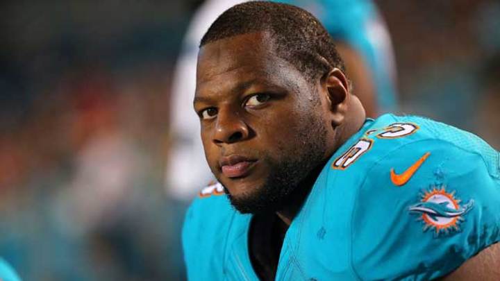 Ndamukong Suh to Tom Brady: ‘I’m Coming After You Again, Buddy’ Ndamukong Suh to Tom Brady: ‘I’m Coming After You Again, Buddy’