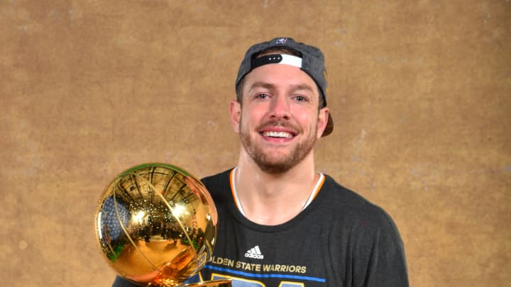 AP source: Warriors trade David Lee to Celts for Wallace