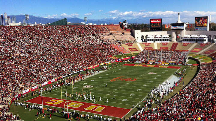 AP Source: LA strikes 2024 Olympic bid deal with USOC