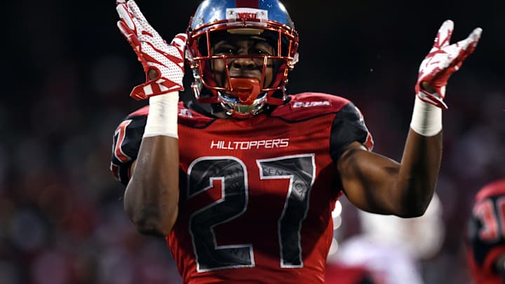 Western Kentucky outlasts Louisiana Tech 41-38