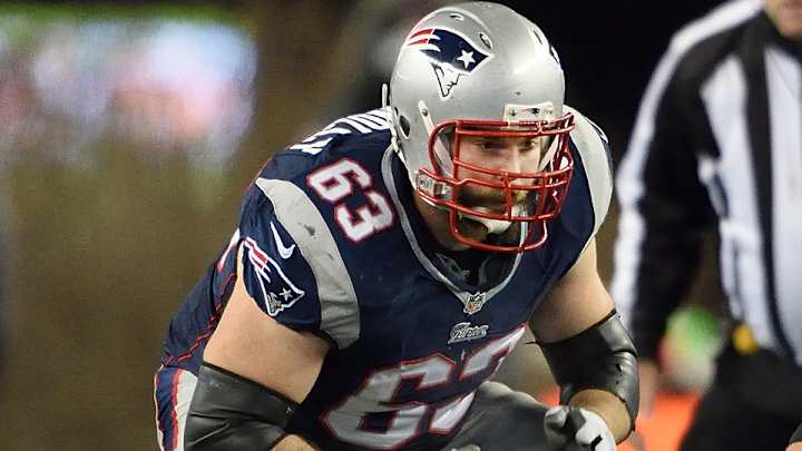 Patriots guard Dan Connolly announces retirement