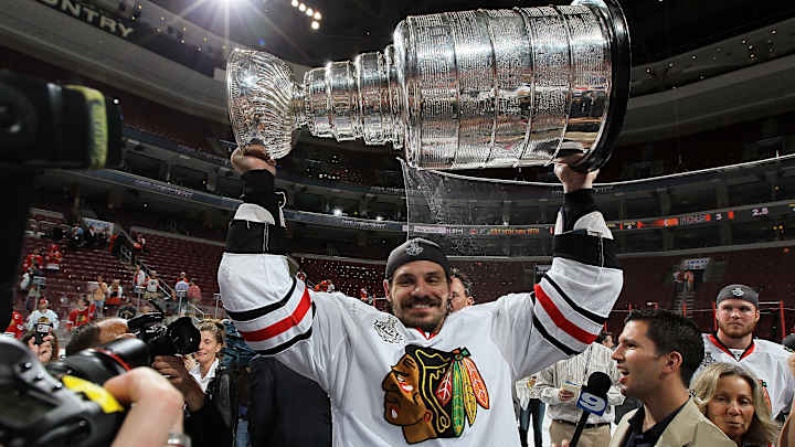 Former Blackhawks defenseman Brent Sopel retires