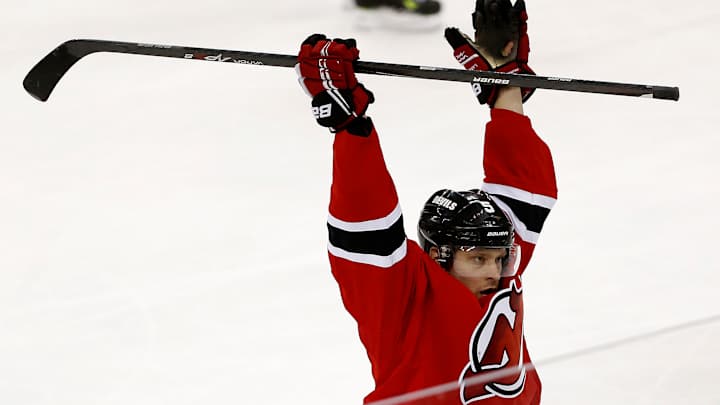 Devils defenseman Adam Larsson signs 6-year contract