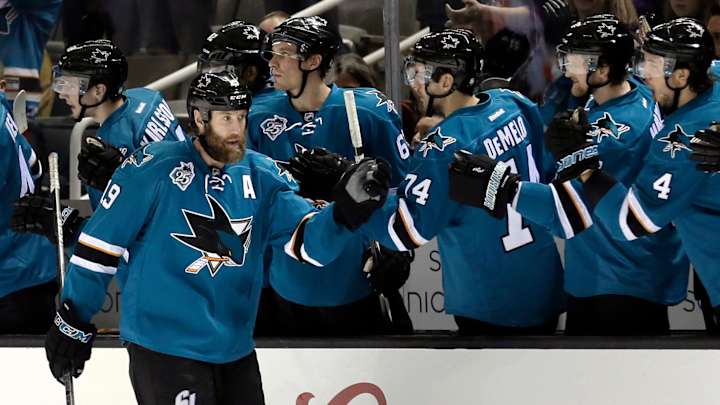Sharks get rare home win, beating Flyers 4-2