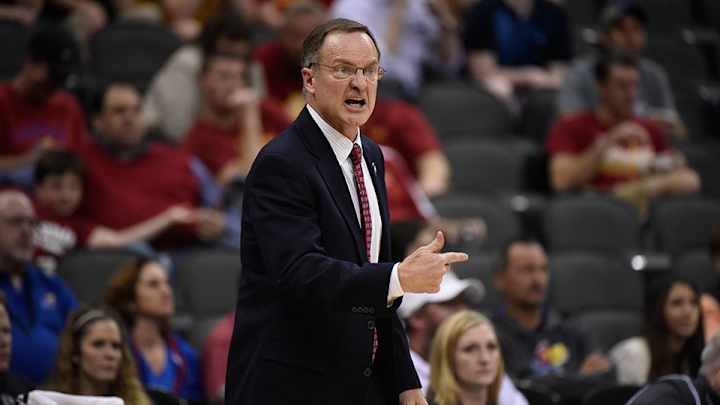 Lon Kruger becomes first coach to win tournament game at five schools