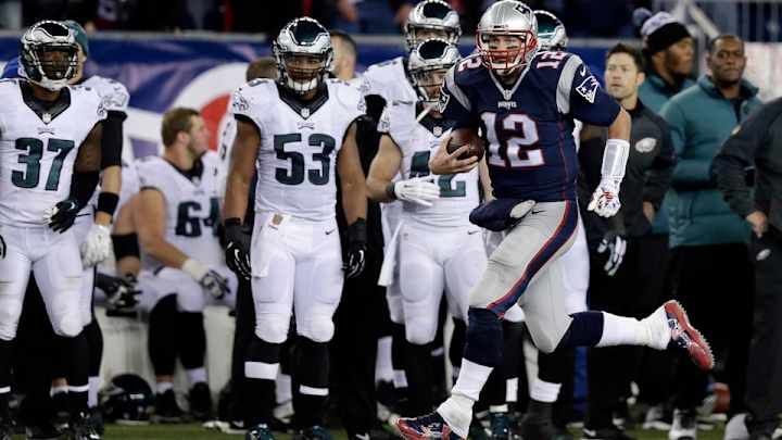 Watch: New England Patriots QB Tom Brady catches 36-yard pass