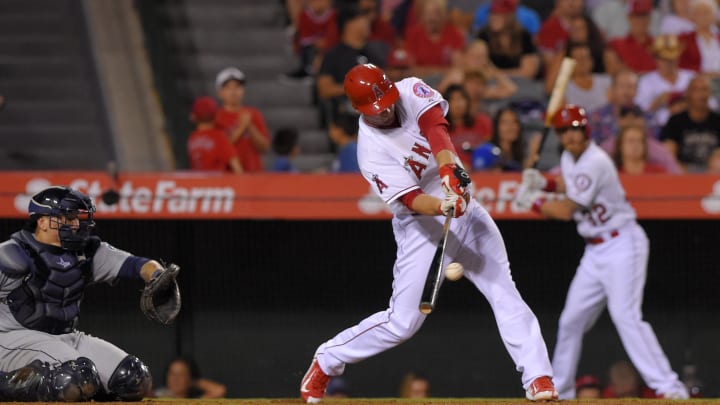 Freese's walk-off HR, Trout's catch lead Angels past M's 3-2