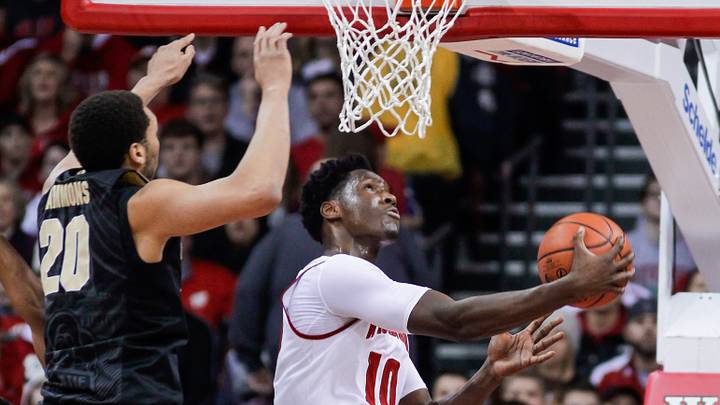 Hammons scores 24, leads No. 14 Purdue over Wisconsin 61-55 Hammons scores 24, leads No. 14 Purdue over Wisconsin 61-55
