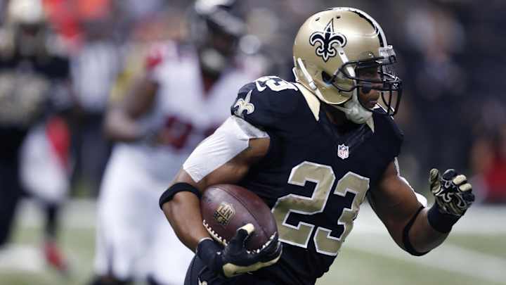 San Francisco 49ers sign free-agent RB Pierre Thomas San Francisco 49ers sign free-agent RB Pierre Thomas