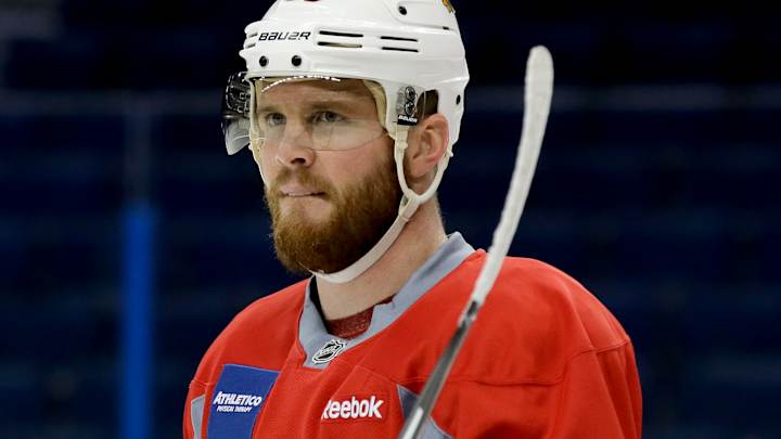 Bishop practices with Lightning ahead of Game 3