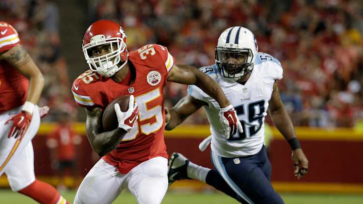 Smith sharp as Chiefs rout Titans 34-10 in preseason game