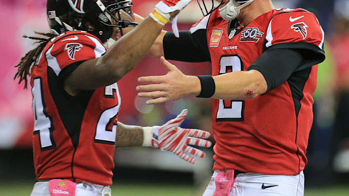 Freeman leads Falcons to another win, 48-21 over Texans