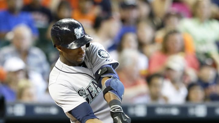 Morrison's 2 HRs, 5 RBIs lead Mariners over Astros, 8-1