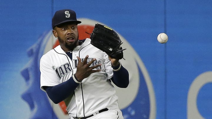 Boston rallies in the 9th for 2-1 victory over Seattle