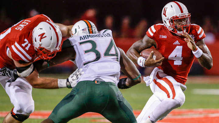 Huskers' Lewis goes from jail in 2014 to team captain in '15