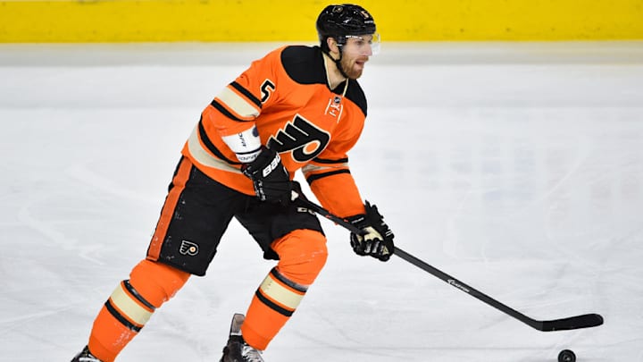 Lightning acquire defenseman Braydon Coburn from Flyers Lightning acquire defenseman Braydon Coburn from Flyers
