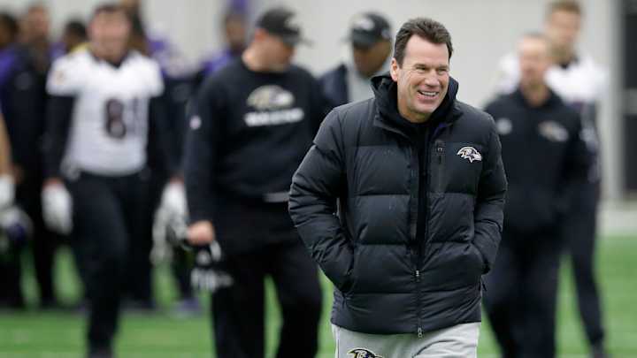 Report: Broncos finalizing deal to make Gary Kubiak new coach Report: Broncos finalizing deal to make Gary Kubiak new coach