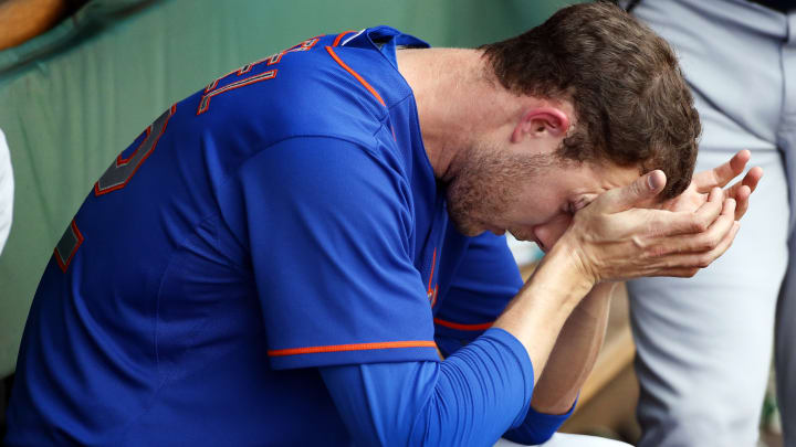 Liriano strikes out 12, Pirates sweep Mets