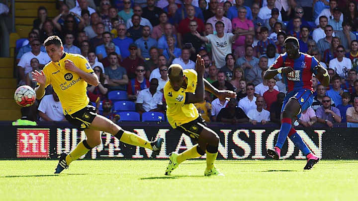 New signee Bakary Sako scores late to lift Crystal Palace past Aston Villa