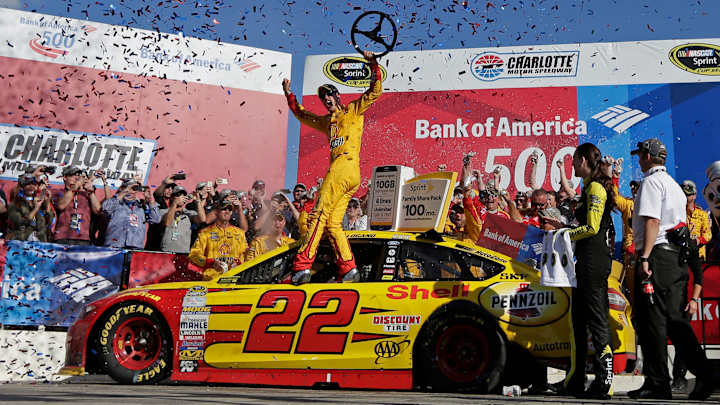 Joey Logano reaches third round of Chase with Charlotte win Joey Logano reaches third round of Chase with Charlotte win