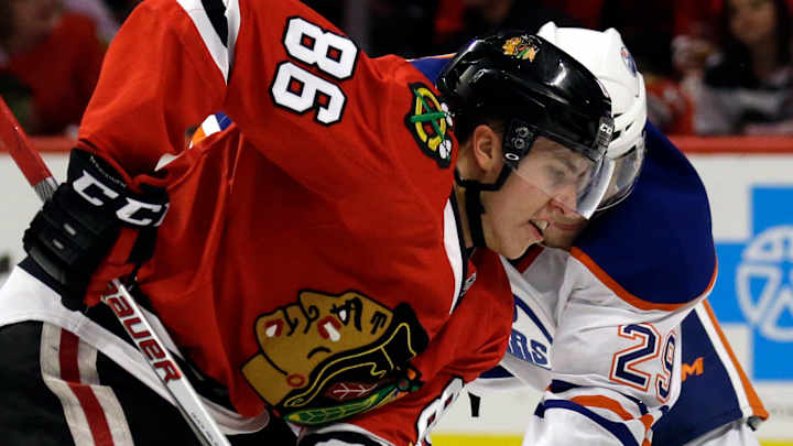 Crawford, Teravainen lead Blackhawks past Oilers 4-0 Crawford, Teravainen lead Blackhawks past Oilers 4-0