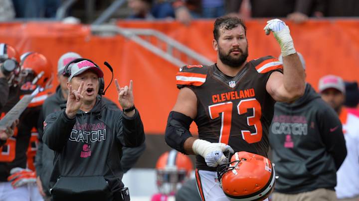 Report: Browns may be open to trading OT Joe Thomas, C Alex Mack Report: Browns may be open to trading OT Joe Thomas, C Alex Mack
