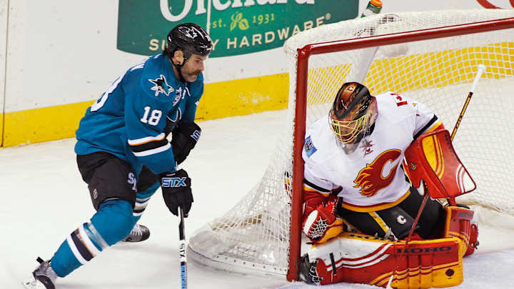Ward, Marleau help lead Sharks past Flames 5-2