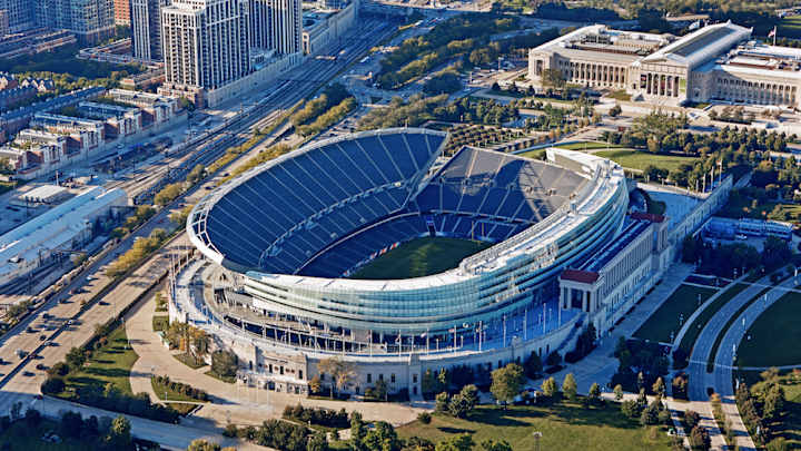 Illinois, Northwestern to play 3 games at Soldier Field