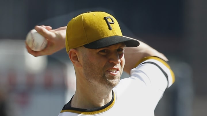 Pirates clinch home field in wild-card game with win