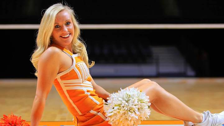 Weekend Hot Clicks: Baseball season is heating up; Cheerleader Elizabeth Weekend Hot Clicks: Baseball season is heating up; Cheerleader Elizabeth